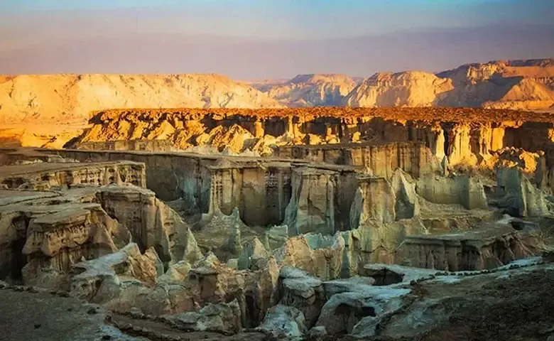 بام قشم مکانی زیبا برای عکاسی