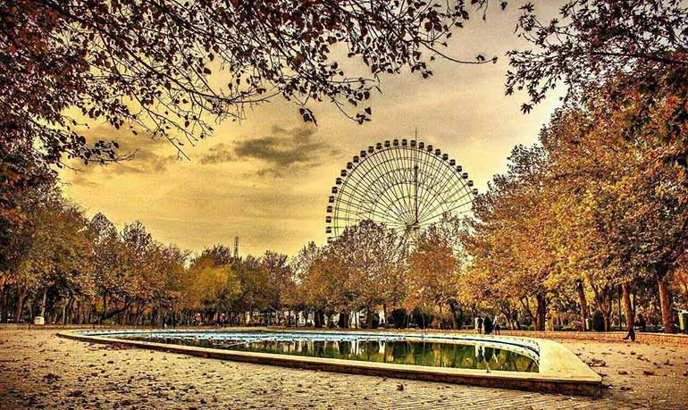 پارک ملت مشهد؛ انتخابی ایده آل برای عکس های خانوادگی و پرتره