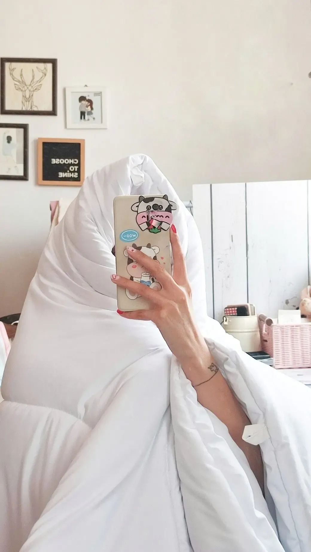 ایده عکاسی بدون چهره در اتاق خواب