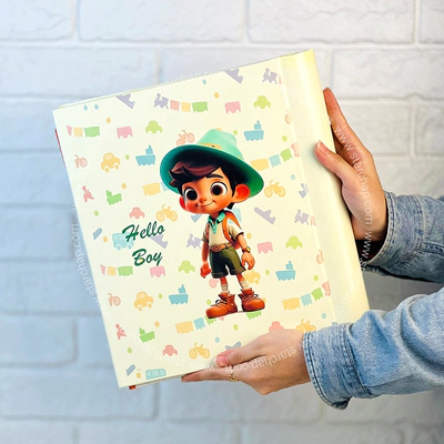 آلبوم چسبی پسر ماجراجو 15 در 21